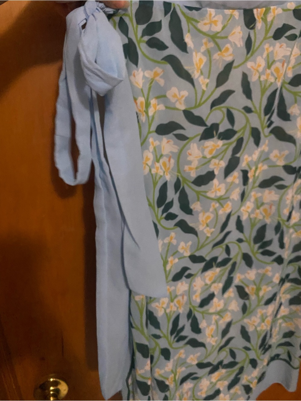 NWT- Floral Ruffle Matching Wrap - Picture 7 of 11